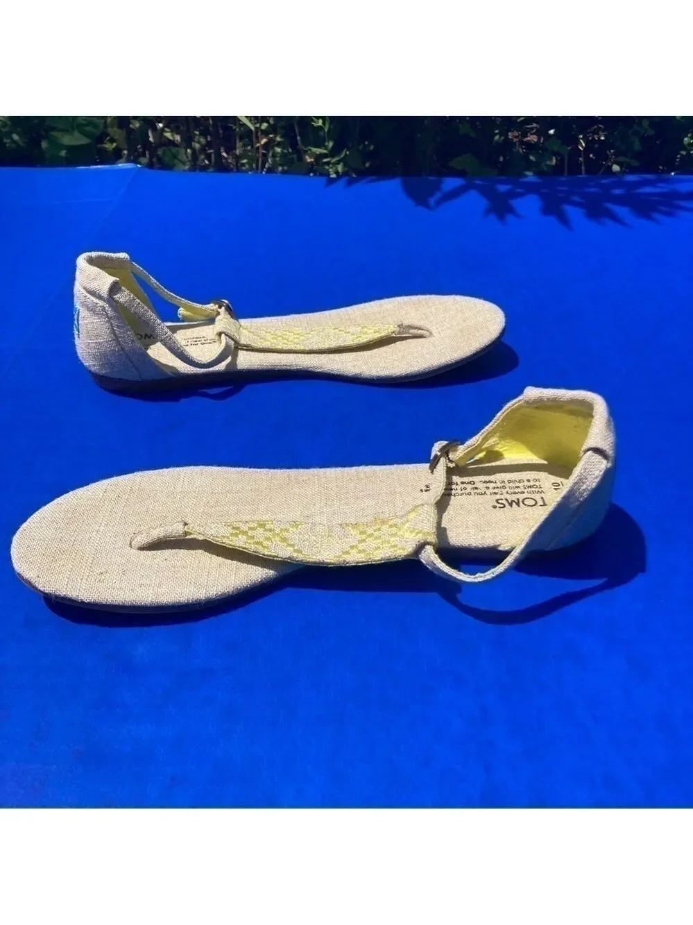 Toms yellow patterned
